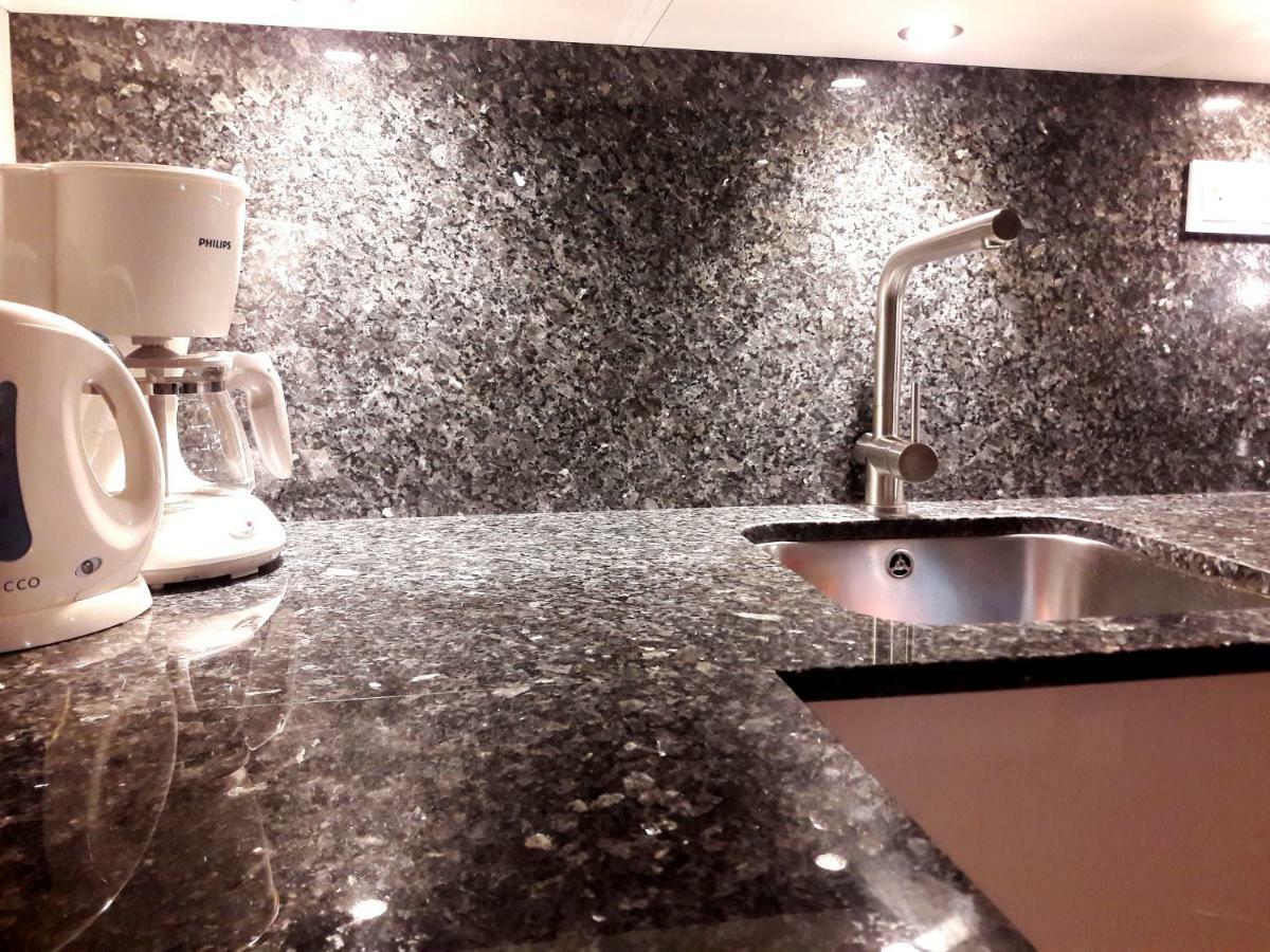 Modern & Quiet In Royal Wilanow With Netflix Apartment Варшава Екстериор снимка